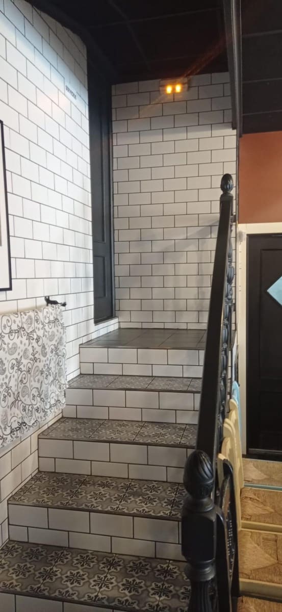 Business for sale in Albacete city - € 300,000 (Ref: 9723733)