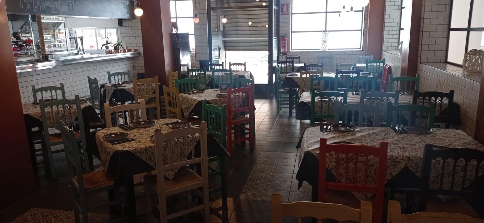 Business for sale in Albacete city - € 300,000 (Ref: 9723733)