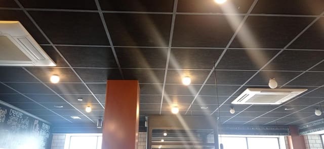 Business for sale in El Pilar, Albacete city - € 300,000 (Ref: 9723733)