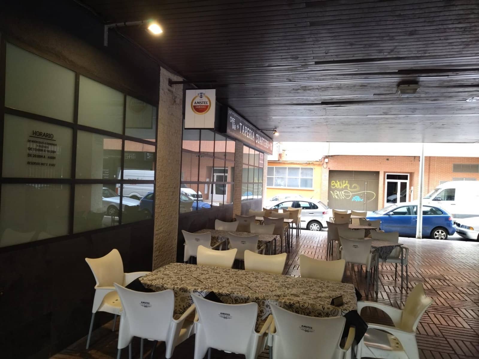 Business for sale in Albacete city - € 300,000 (Ref: 9723733)