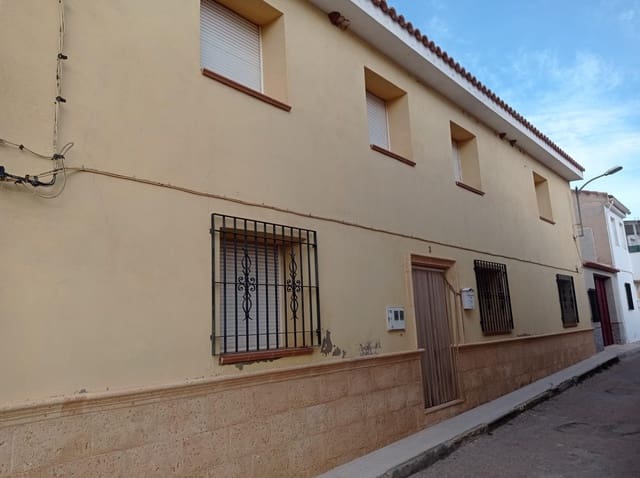 5 bedroom Terraced Villa for sale in Pozohondo - € 105,000 (Ref: 9723735)