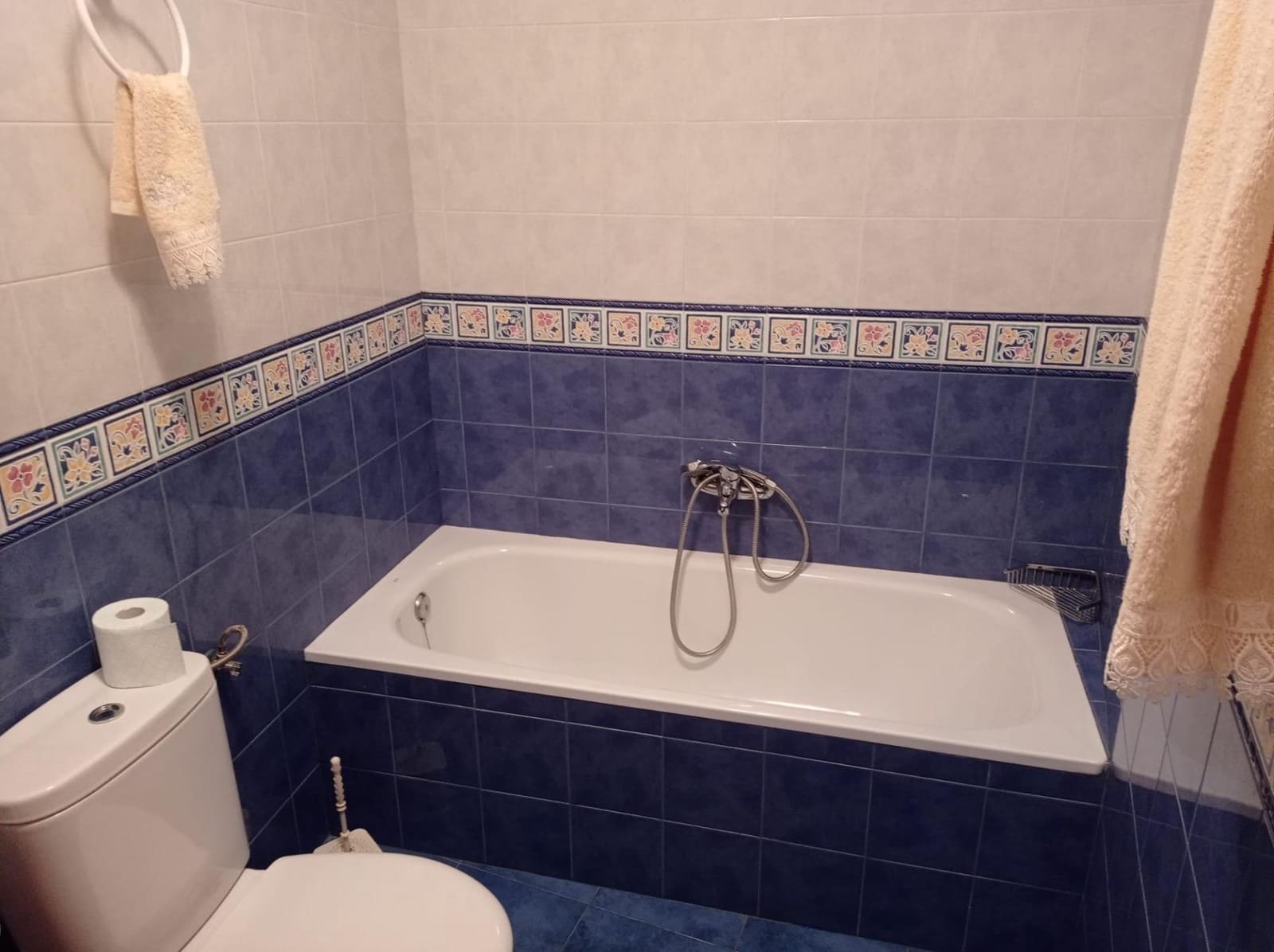 5 bedroom Terraced Villa for sale in Pozohondo - € 105,000 (Ref: 9723735)