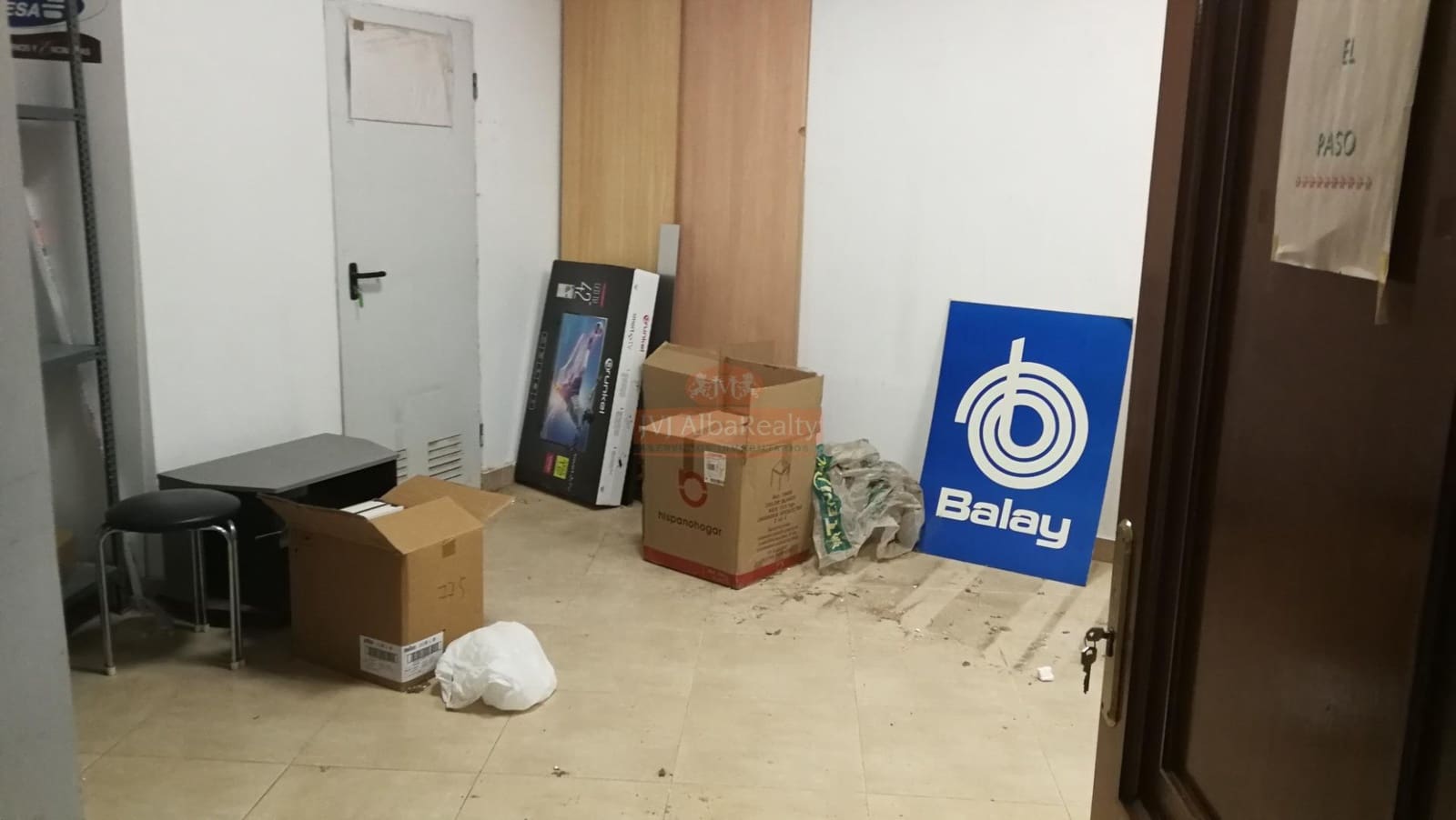 Commercial for rent in Albacete city - € 1,900 (Ref: 9723736)