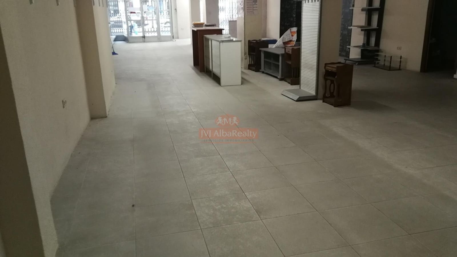 Commercial for rent in Albacete city - € 1,900 (Ref: 9723736)