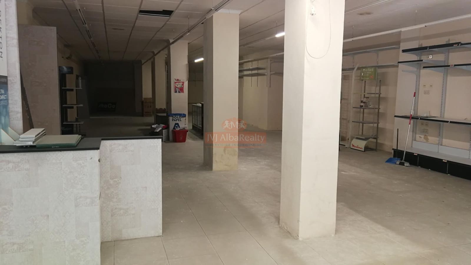 Commercial for rent in Albacete city - € 1,900 (Ref: 9723736)