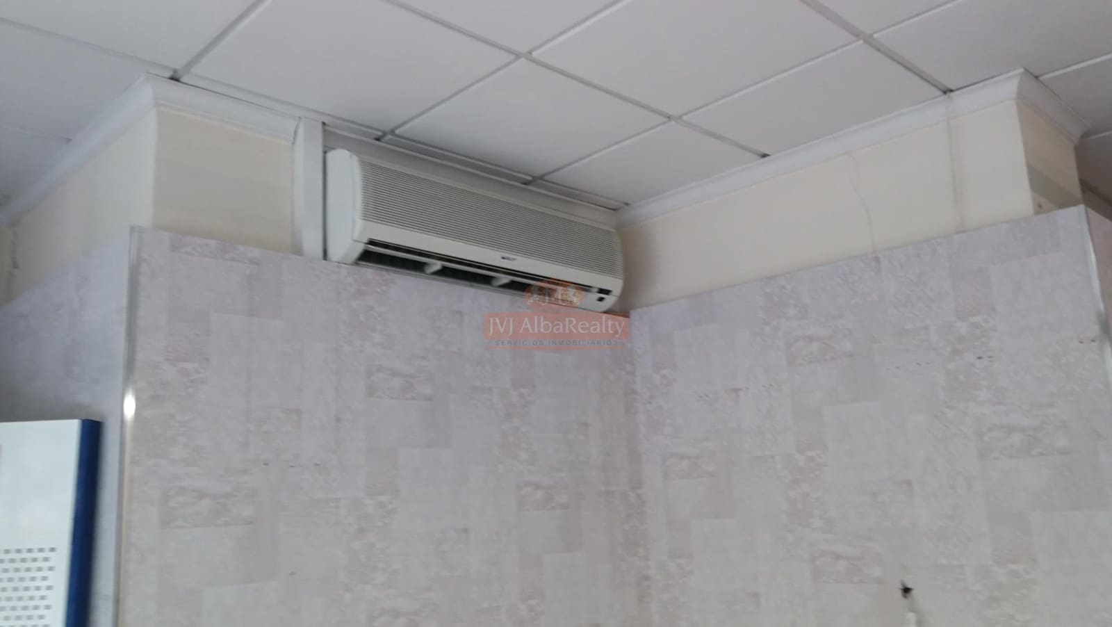 Commercial for rent in Albacete city - € 1,900 (Ref: 9723736)