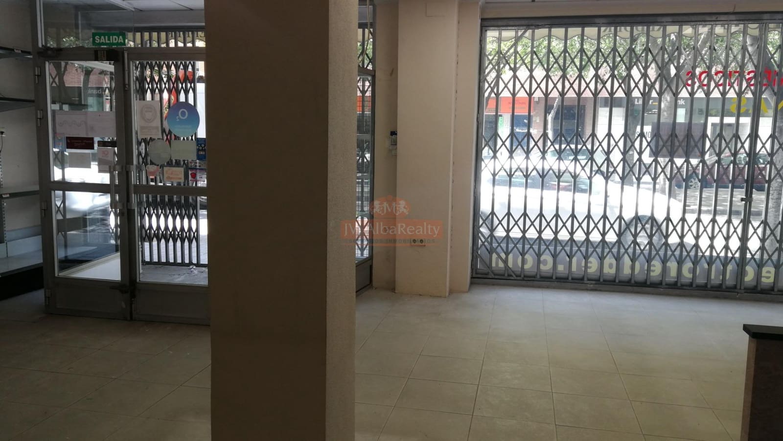 Commercial for rent in Albacete city - € 1,900 (Ref: 9723736)