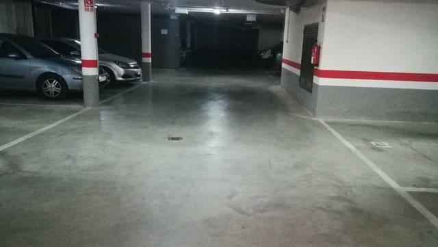 Garage for sale in Albacete city - € 17,000 (Ref: 9723737)