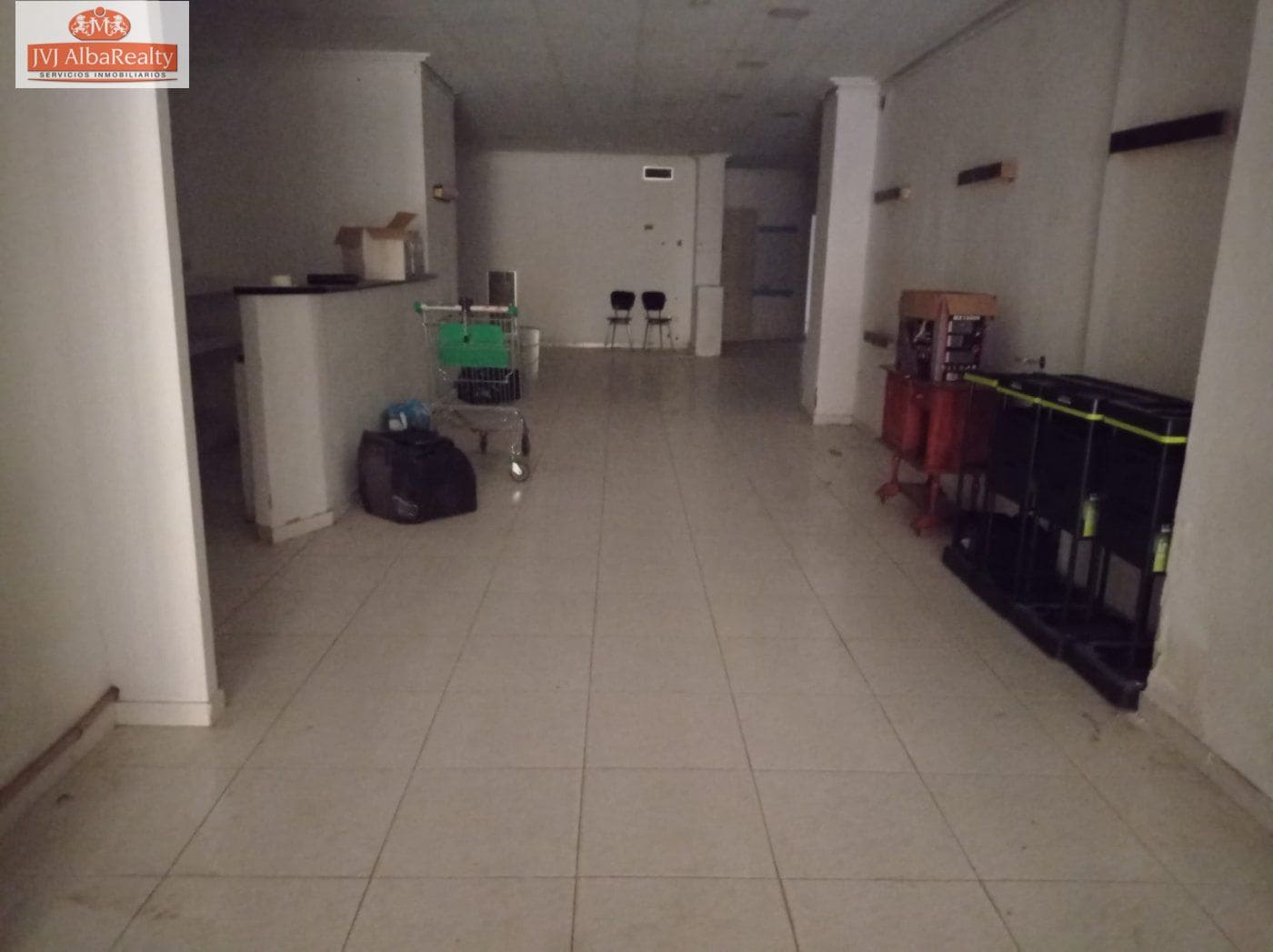 Commercial for rent in Albacete city - € 800 (Ref: 9723738)