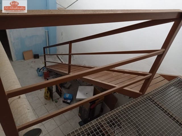 Commercial for rent in Albacete city - € 800 (Ref: 9723738)