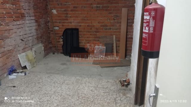 Commercial for rent in Albacete city - € 700 (Ref: 9723739)