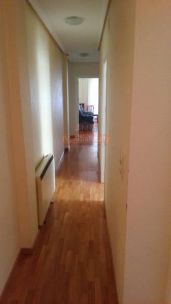 Appartement de 2 chambres à louer à Albacete ville avec garage - 800 € (Ref: 9729343)