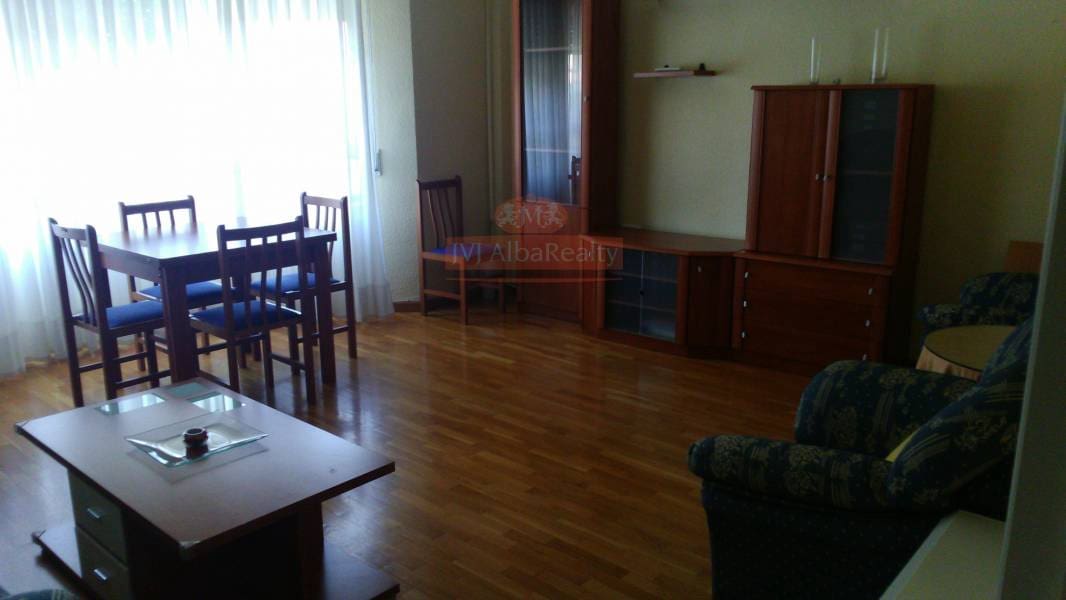 Appartement de 2 chambres à louer à Albacete ville avec garage - 800 € (Ref: 9729343)