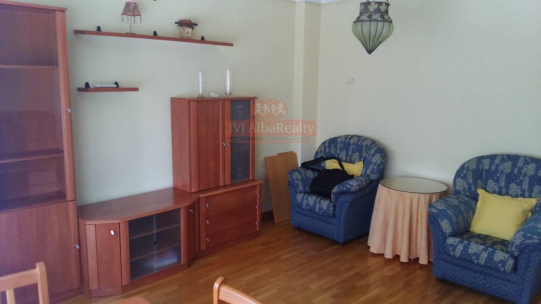 Appartement de 2 chambres à louer à Albacete ville avec garage - 800 € (Ref: 9729343)