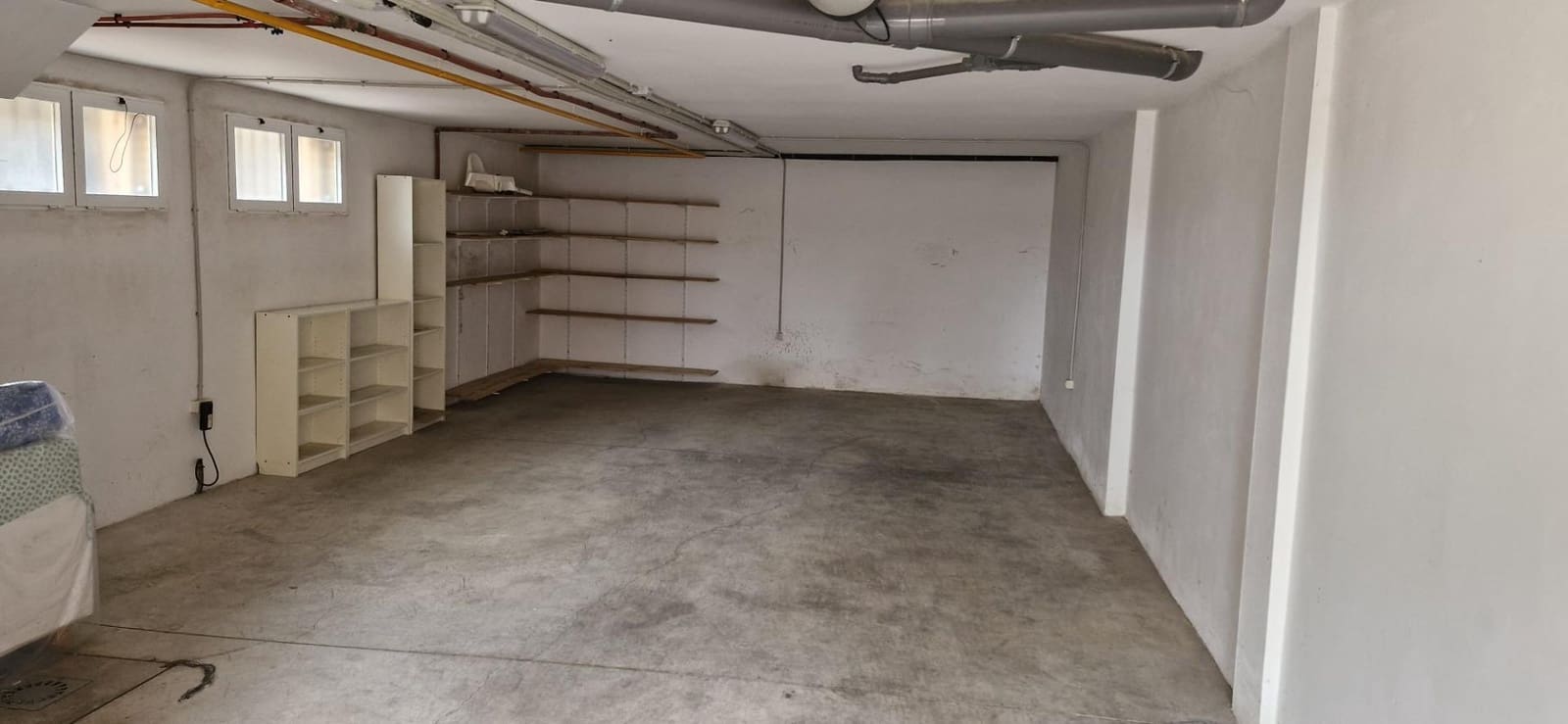 4 sypialnia Willa do wynajęcia w Miasto Albacete z garażem - 1 300 € (Ref: 9755825)