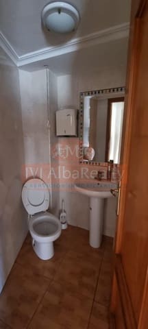 Commercial for rent in Albacete city - € 750 (Ref: 9759076)