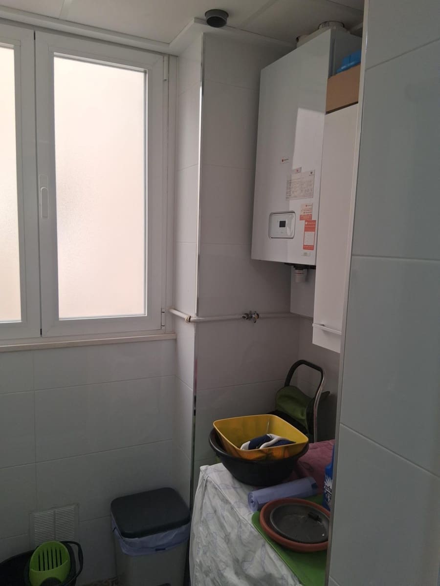 3 bedroom Flat for rent in Albacete city with garage - € 900 (Ref: 9770759)