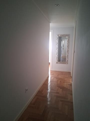 3 slaapkamer Flat te huur in Industria, Albacete stad met garage - € 900 (Ref: 9770759)