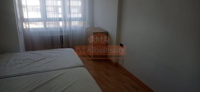 2 slaapkamer Flat te huur in Feria, Albacete stad - € 800 (Ref: 9778280)