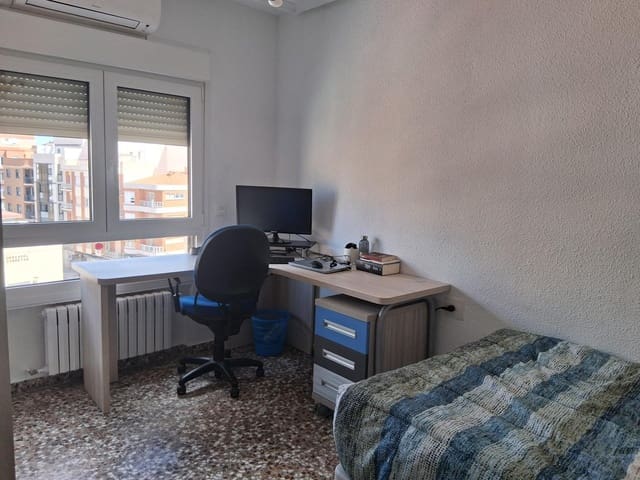 3 sovrum Lägenhet till salu i Albacete stad med garage - 200 000 € (Ref: 9780694)