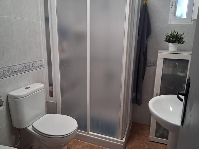 3 quarto Apartamento para venda em Albacete cidade com garagem - 200 000 € (Ref: 9780694)
