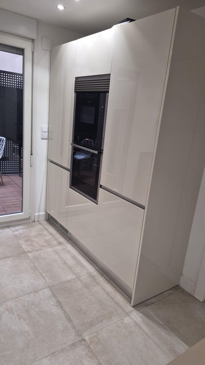 Apartamento de 2 habitaciones en Albacete ciudad en venta con piscina - 260.000 € (Ref: 9780695)