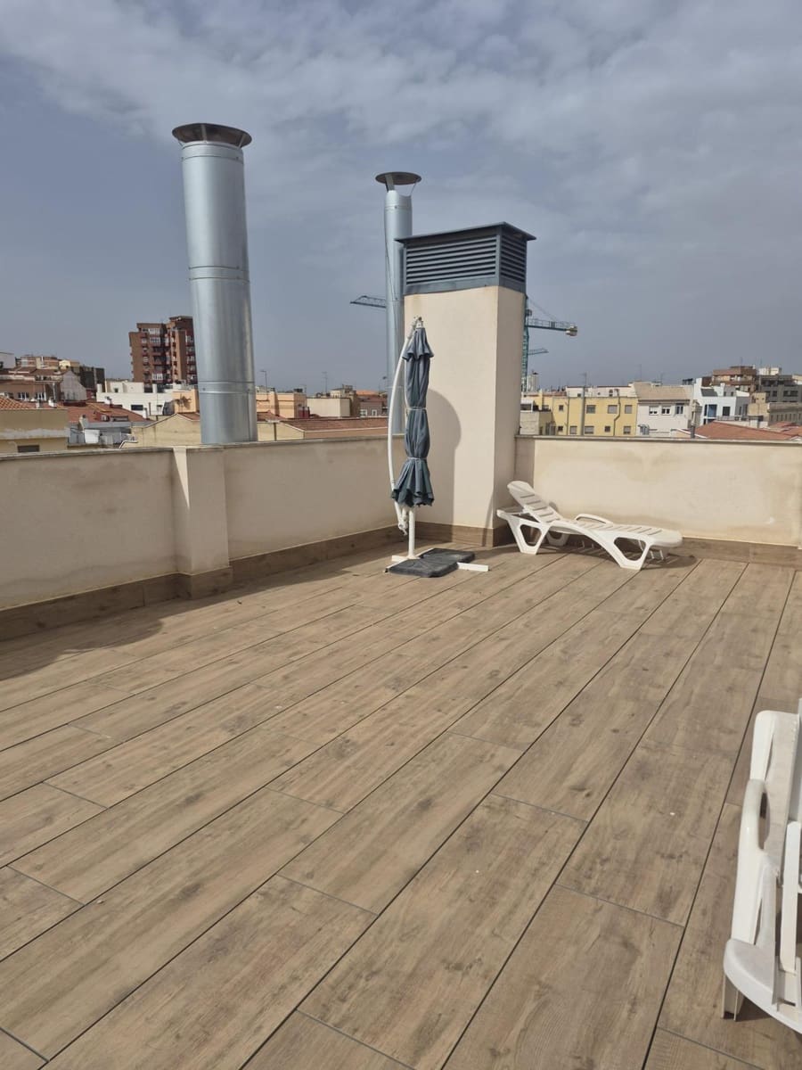 Apartamento de 2 habitaciones en Albacete ciudad en venta con piscina - 260.000 € (Ref: 9780695)
