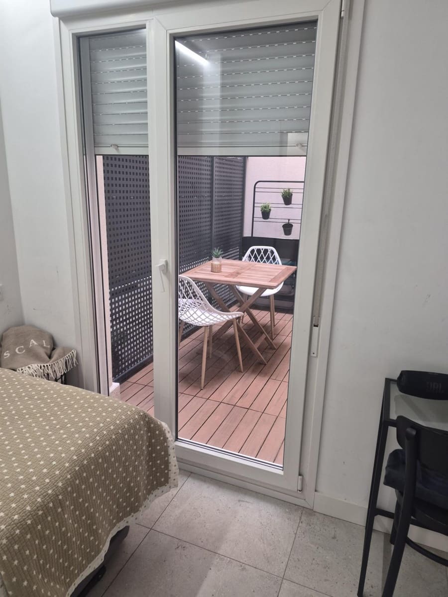 Apartamento de 2 habitaciones en Albacete ciudad en venta con piscina - 260.000 € (Ref: 9780695)