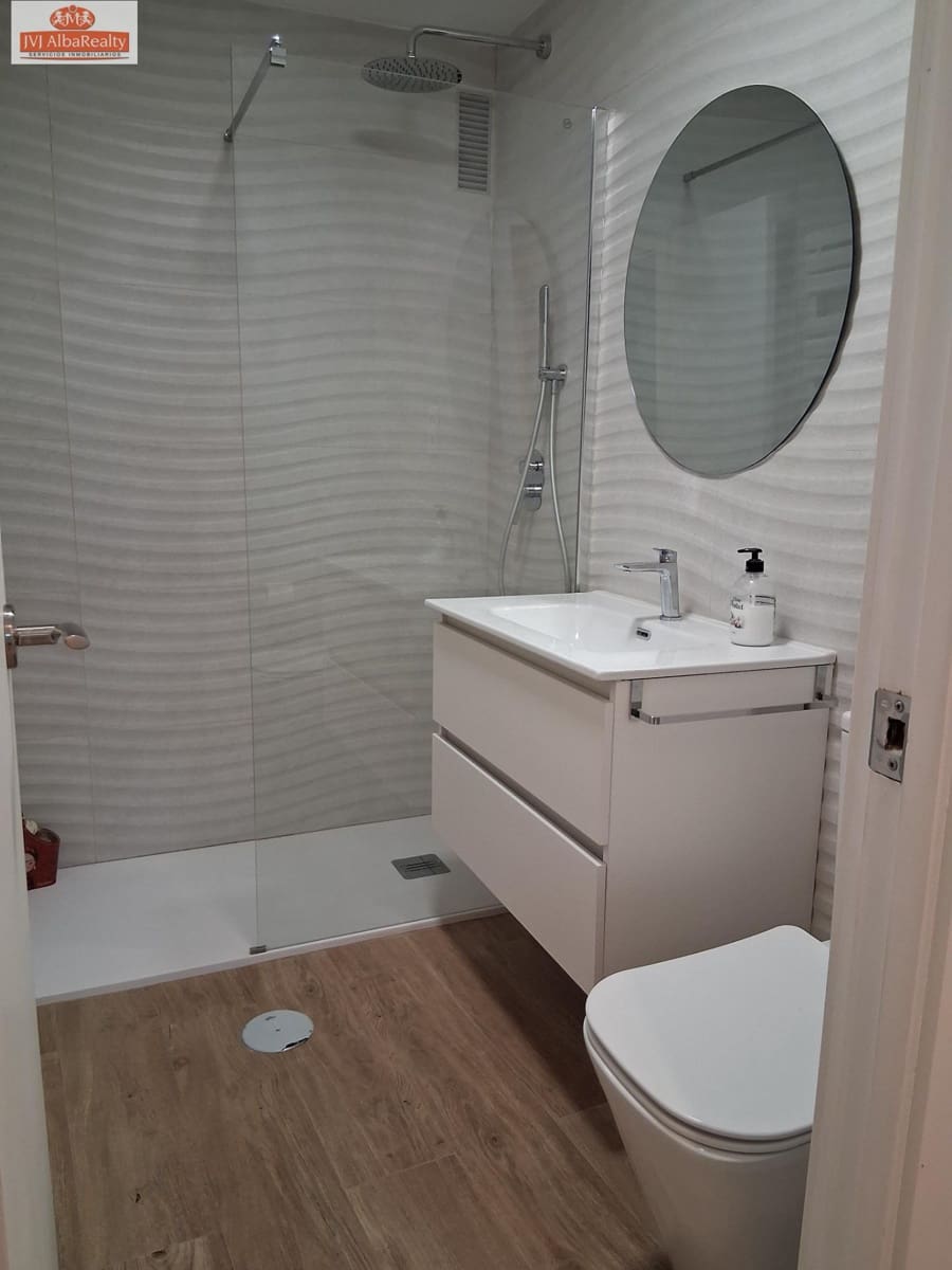 Apartamento de 1 habitación en Albacete ciudad en alquiler con garaje - 780 € (Ref: 9780696)