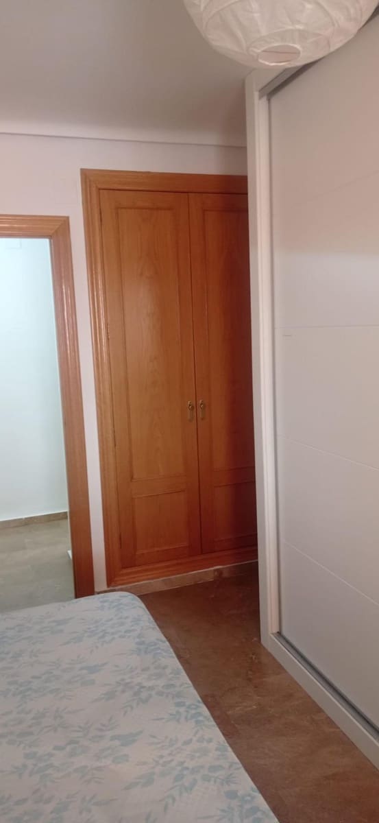 2 quarto Apartamento para arrendar em Albacete cidade com garagem - 800 € (Ref: 9788505)