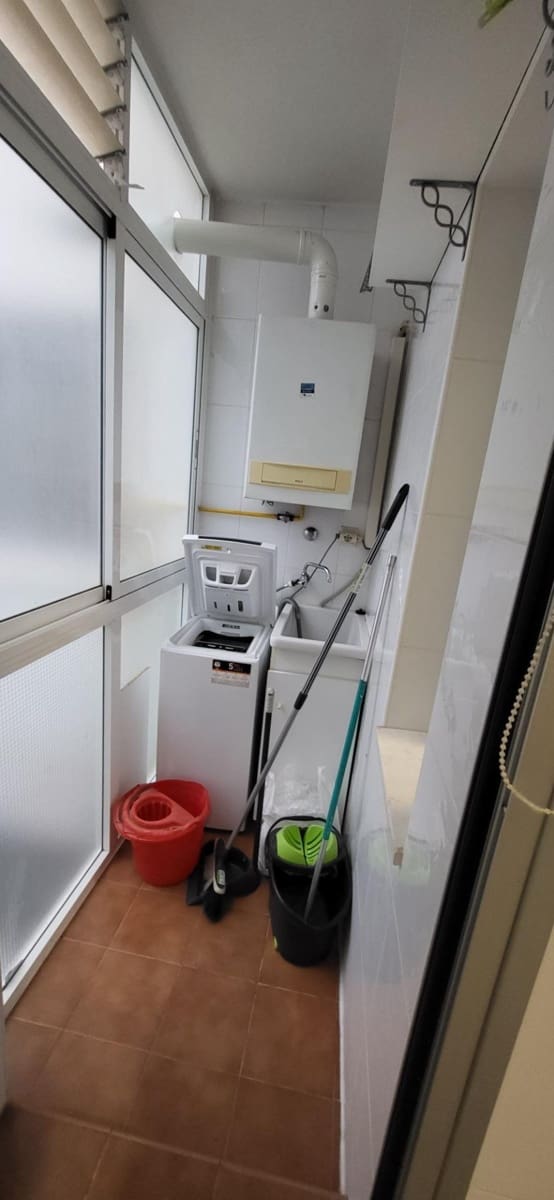 2 Zimmer Wohnung zu vermieten in Albacete Stadt mit Garage - 850 € (Ref: 9799395)