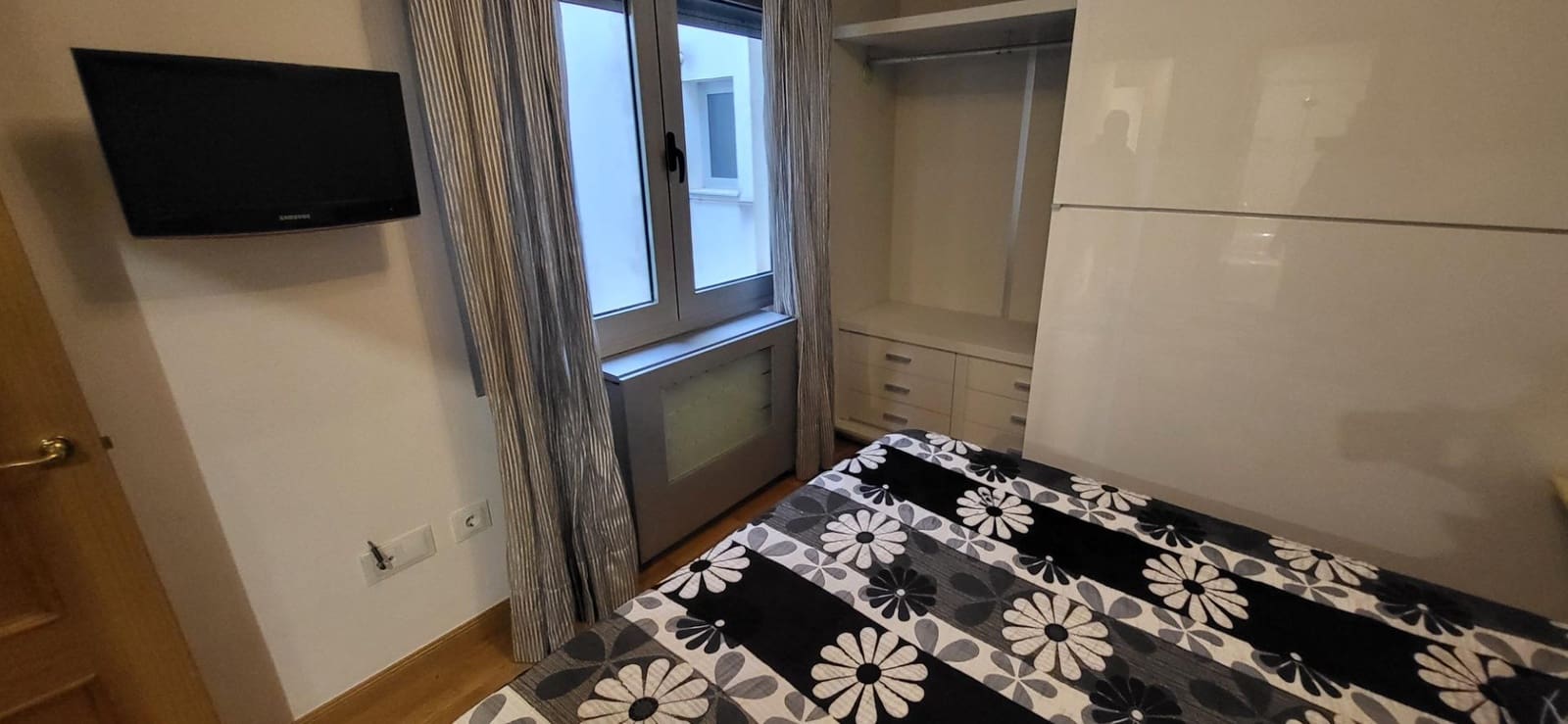 2 Zimmer Wohnung zu vermieten in Albacete Stadt mit Garage - 850 € (Ref: 9799395)