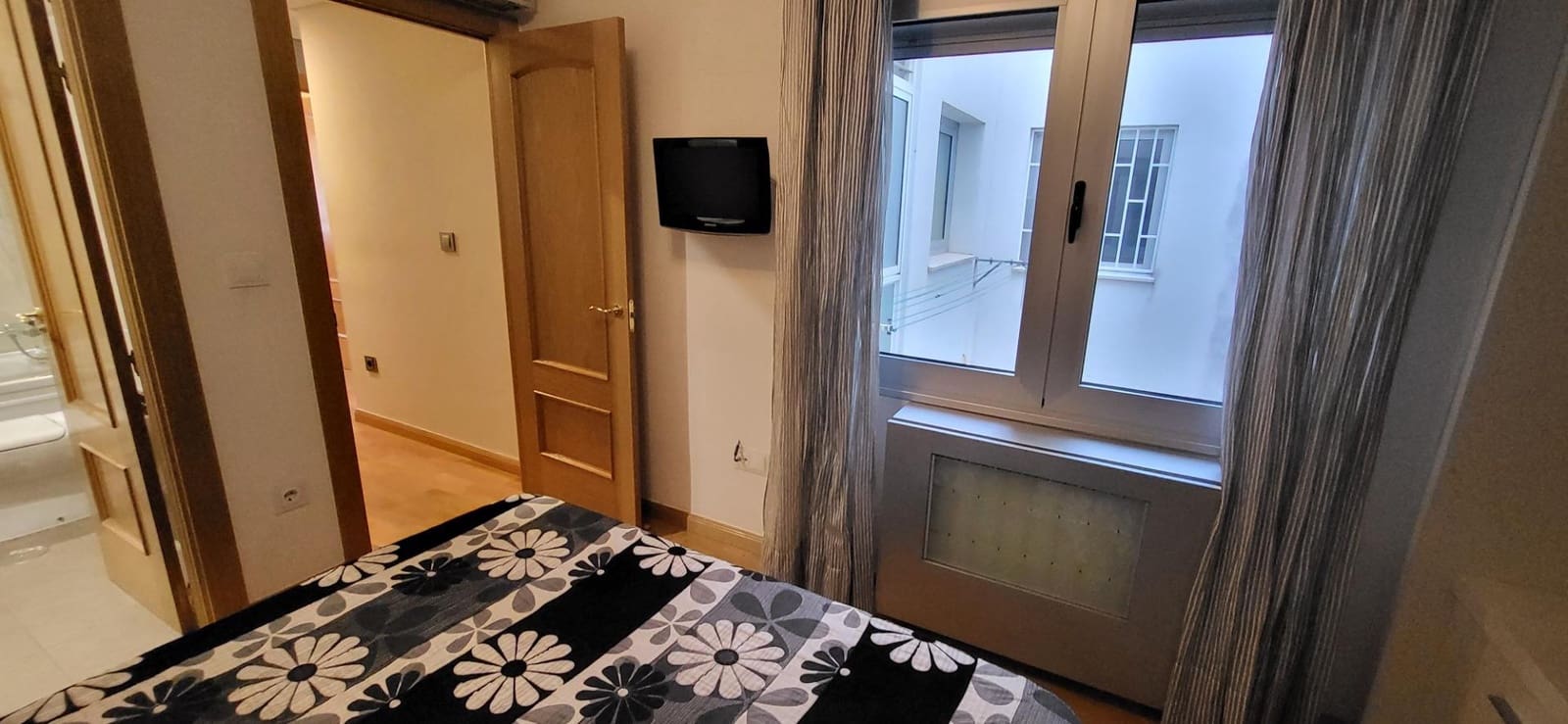 2 Zimmer Wohnung zu vermieten in Albacete Stadt mit Garage - 850 € (Ref: 9799395)