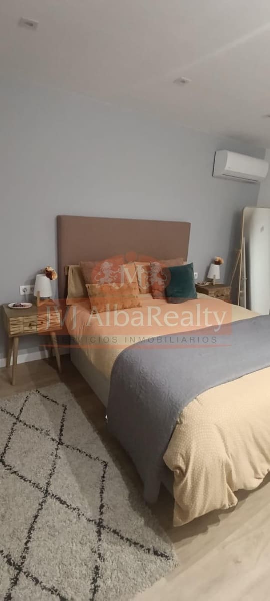 3 bedroom Flat for sale in Albacete city - € 250,000 (Ref: 9804405)