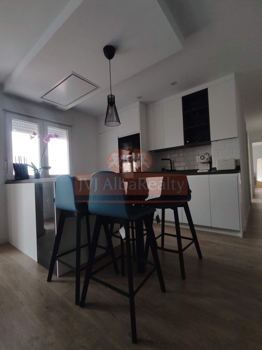 3 bedroom Flat for sale in Albacete city - € 250,000 (Ref: 9804405)