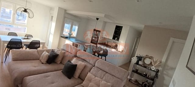 3 soveværelse Lejlighed til salg i Albacete by - € 250.000 (Ref: 9804405)