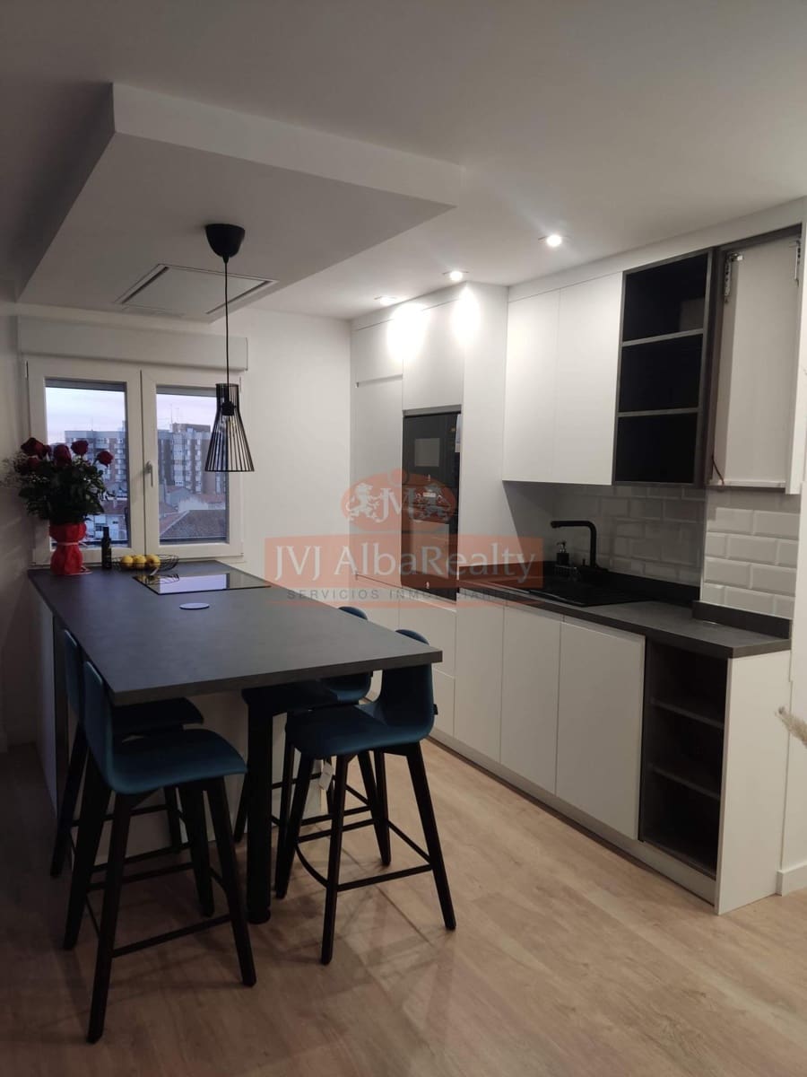 3 bedroom Flat for sale in Albacete city - € 250,000 (Ref: 9804405)