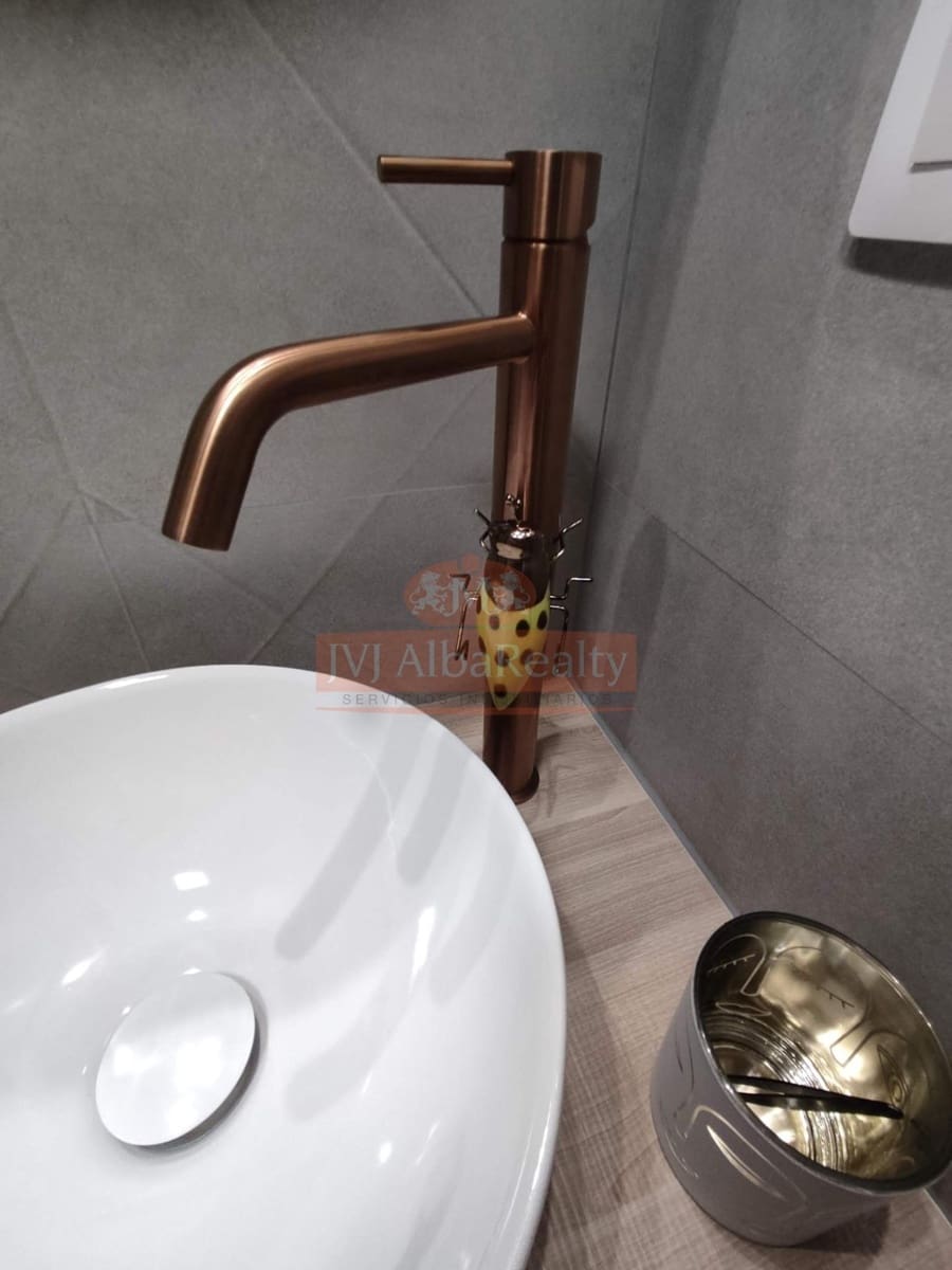 3 bedroom Flat for sale in Albacete city - € 250,000 (Ref: 9804405)
