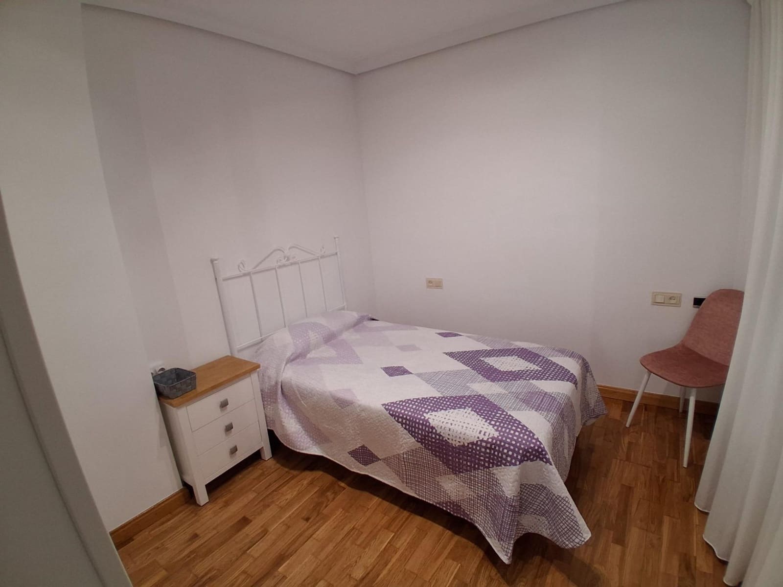 2 soverom Leilighet til leie i Albacete by - € 800 (Ref: 9806567)
