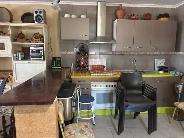 4 quarto Quinta/Casa Rural para venda em Albacete cidade com piscina - 165 000 € (Ref: 9806568)