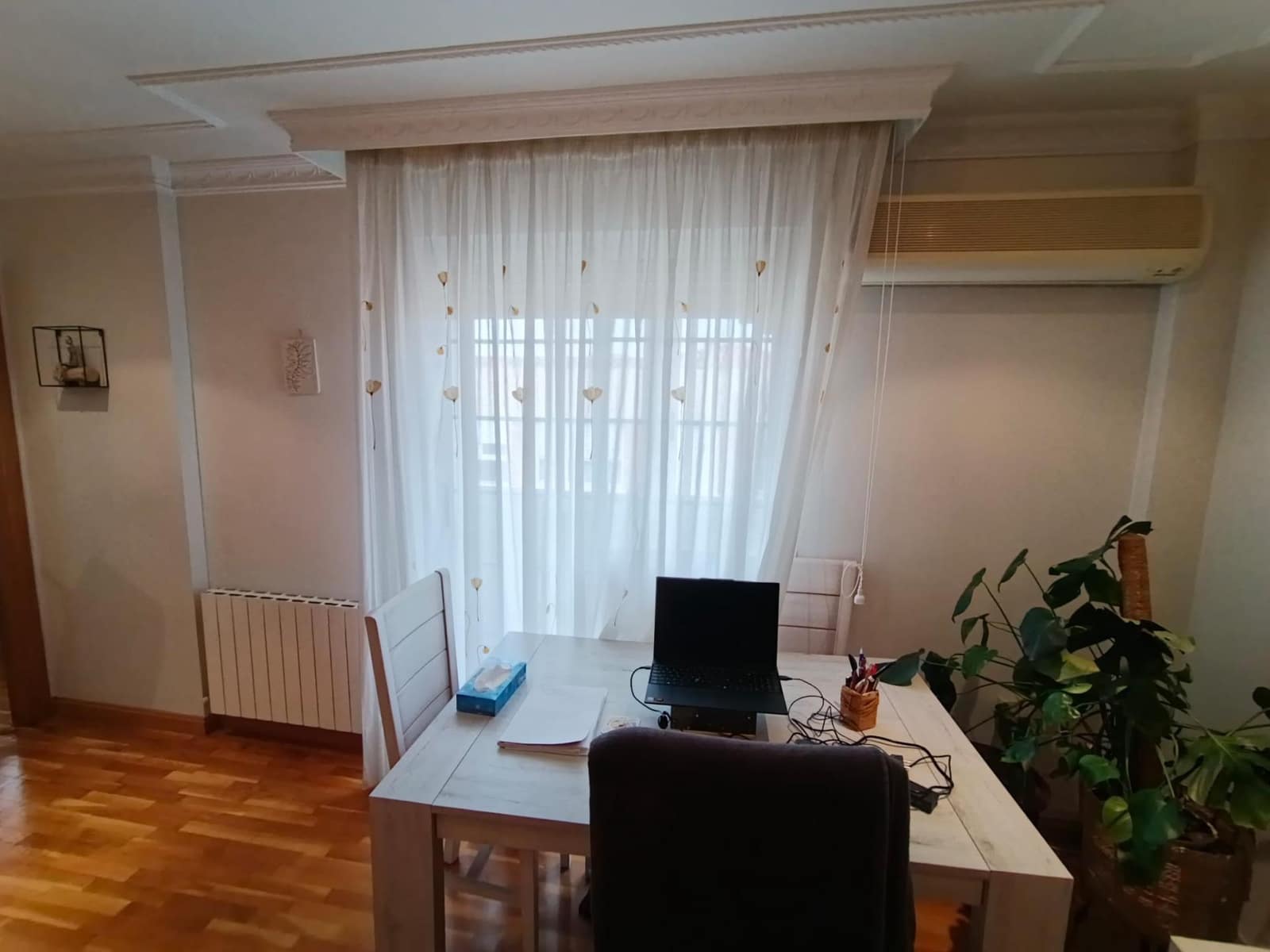 4 slaapkamer Flat te huur in Albacete stad - € 890 (Ref: 9814377)