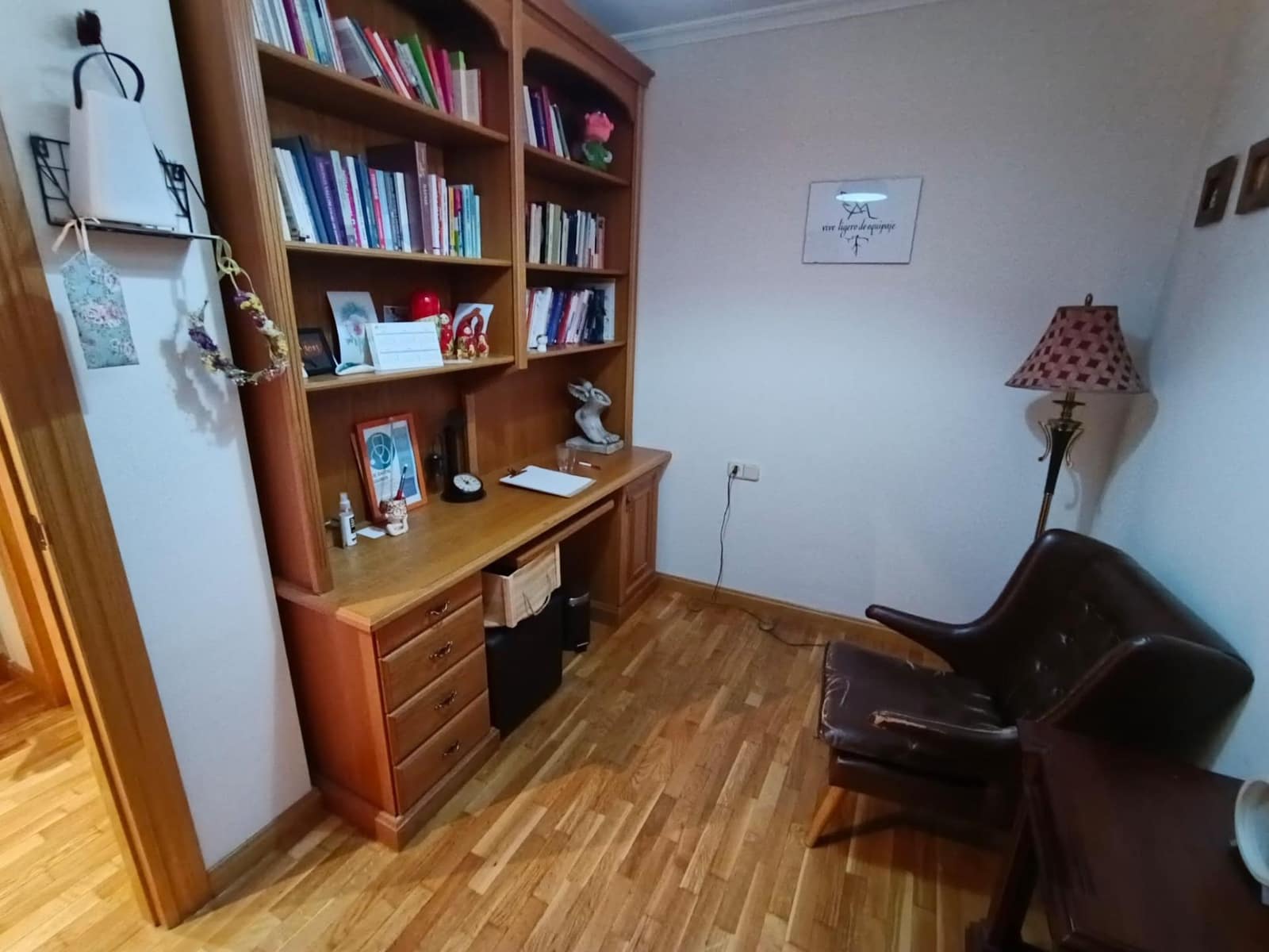 4 slaapkamer Flat te huur in Albacete stad - € 890 (Ref: 9814377)