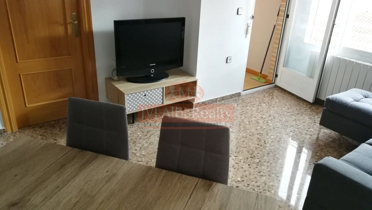 1 slaapkamer Appartement te huur in Albacete stad - € 690 (Ref: 9815943)