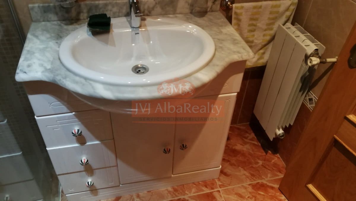 1 slaapkamer Appartement te huur in Albacete stad - € 690 (Ref: 9815943)