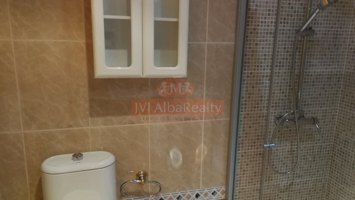 1 slaapkamer Appartement te huur in Albacete stad - € 690 (Ref: 9815943)
