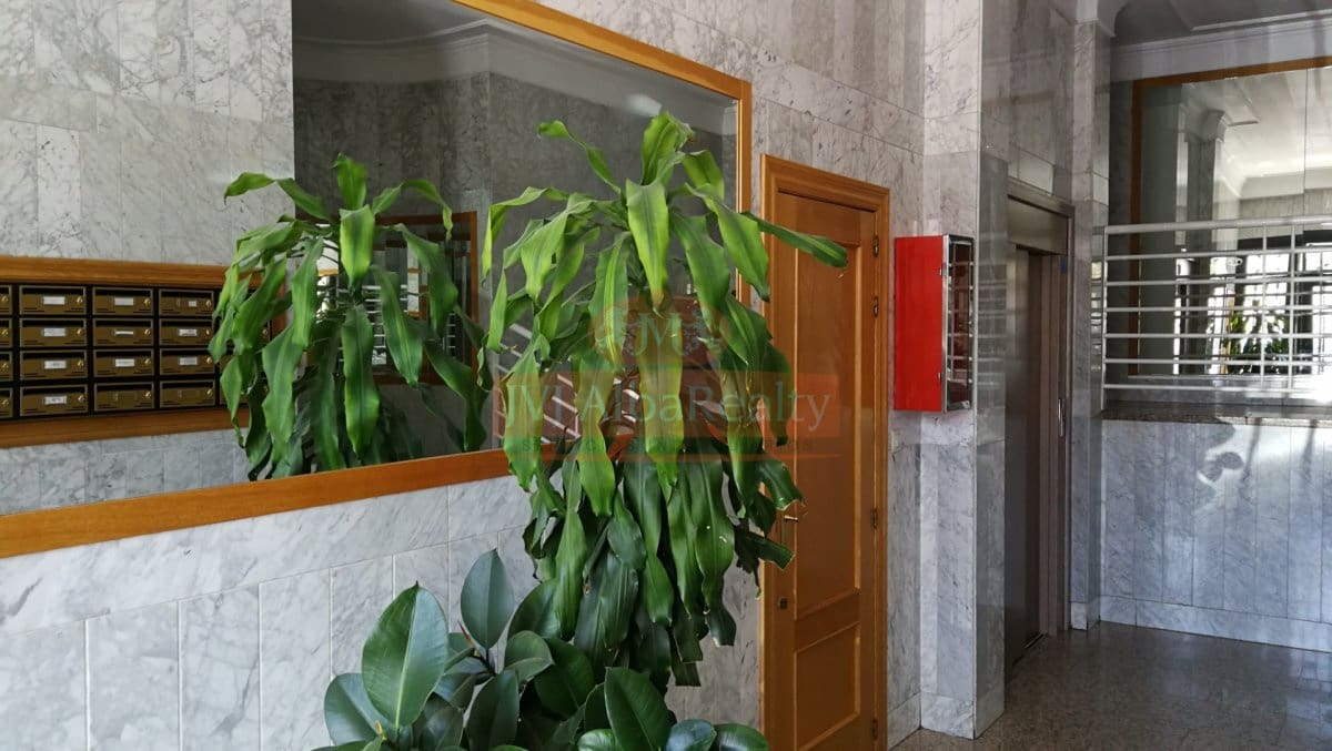 1 slaapkamer Appartement te huur in Albacete stad - € 690 (Ref: 9815943)
