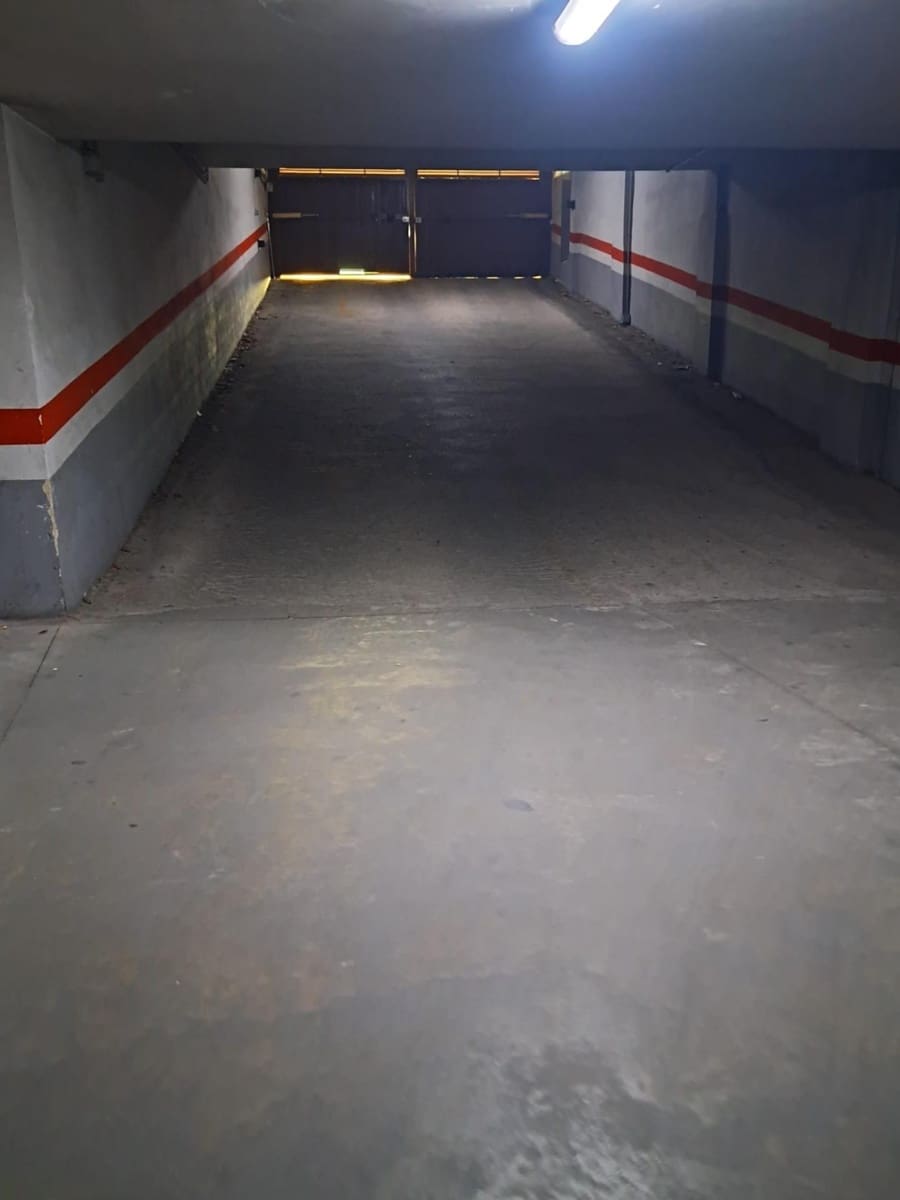 3 soveværelse Lejlighed til salg i Albacete by med garage - € 305.000 (Ref: 9817995)