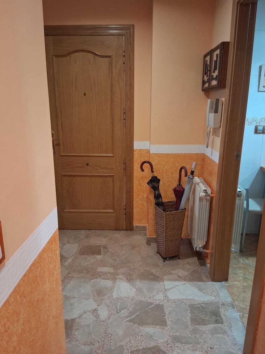 3 soveværelse Lejlighed til salg i Albacete by med garage - € 305.000 (Ref: 9817995)