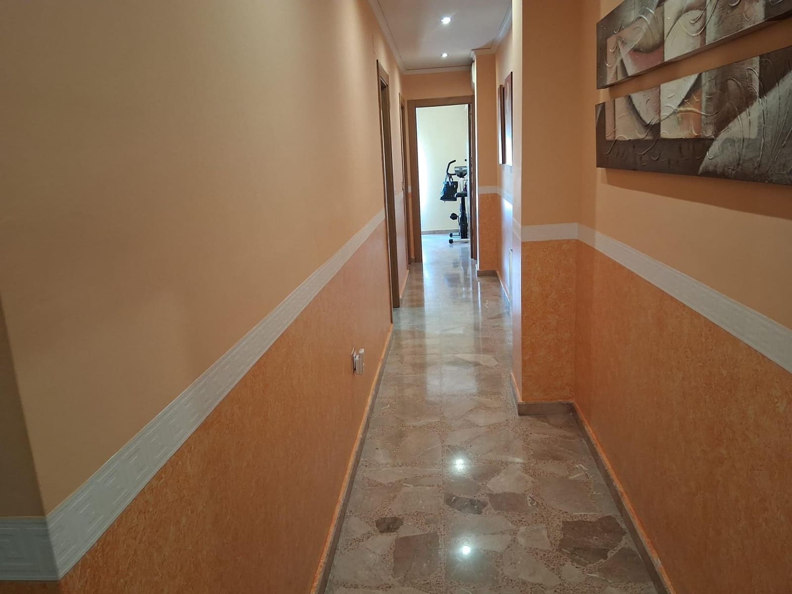 3 soveværelse Lejlighed til salg i Albacete by med garage - € 305.000 (Ref: 9817995)