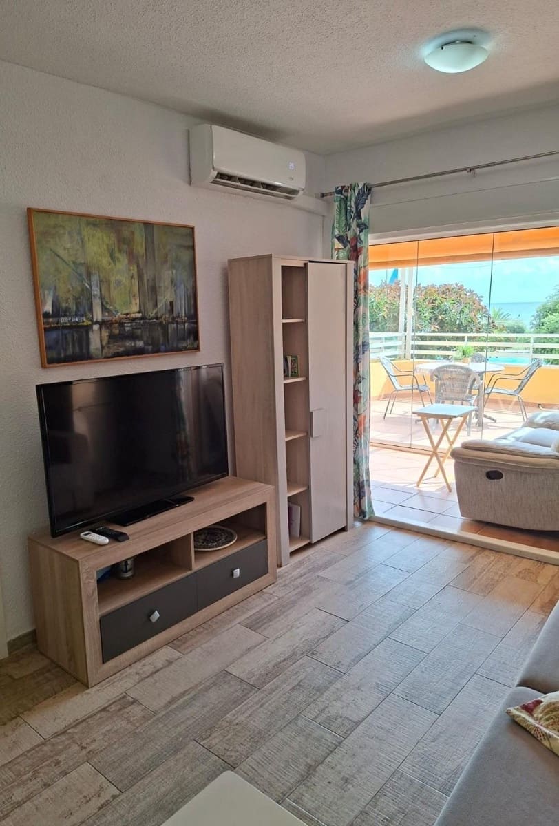 1 soveværelse Lejlighed til salg i Calpe / Calp med swimmingpool - € 249.000 (Ref: 9825379)